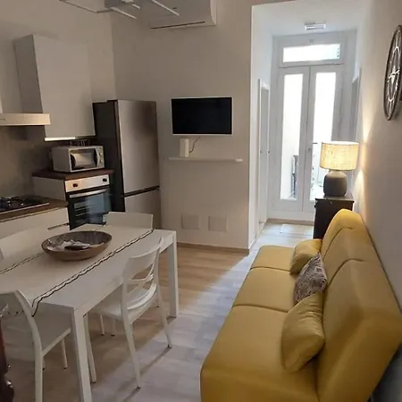 公寓 Laureliving Casa Sabrizio 马达莱纳